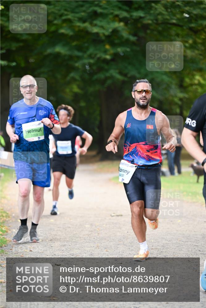 31.08.2025 - 21. Blankeneser Heldenlauf Dr. Thomas Lammeyer http://msf.ph/oto/8639807 31.08.2025 10:58:21 Laufen 3359, 4400 meine-sportfotos.de
