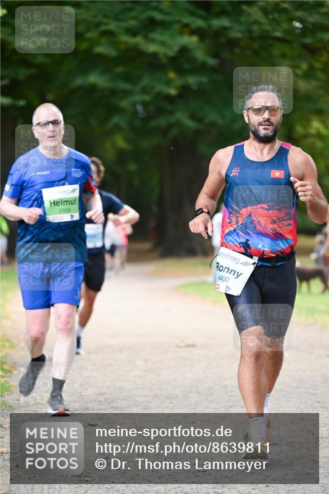 31.08.2025 - 21. Blankeneser Heldenlauf Dr. Thomas Lammeyer http://msf.ph/oto/8639811 31.08.2025 10:58:21 Laufen 3359, 4400 meine-sportfotos.de