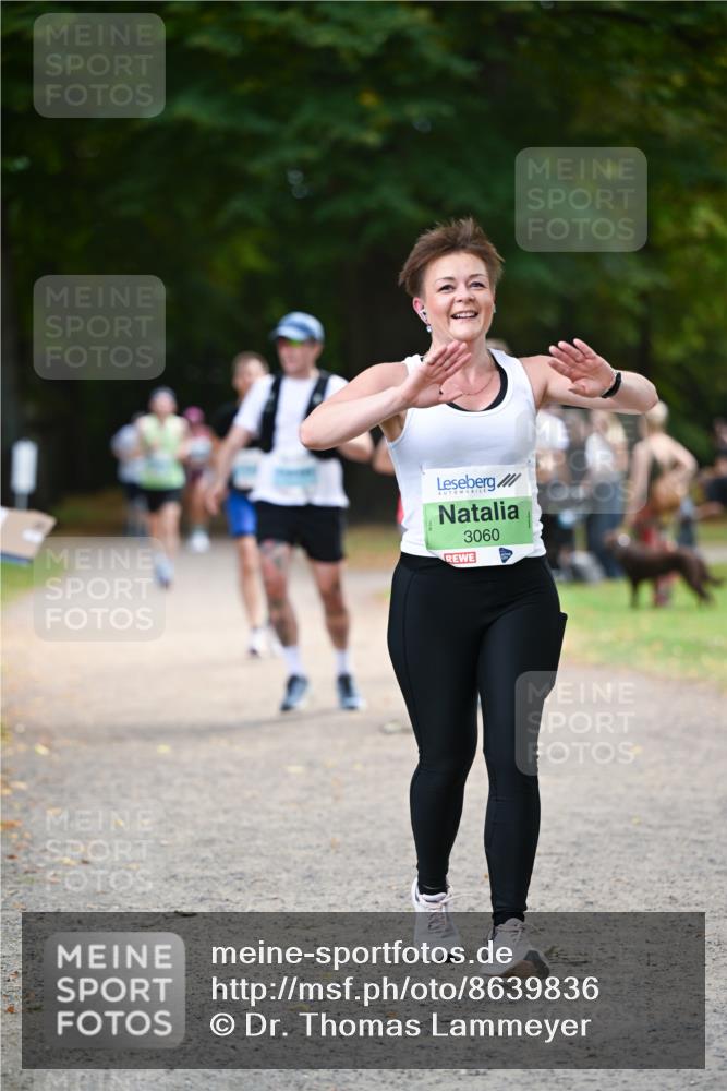 31.08.2025 - 21. Blankeneser Heldenlauf Dr. Thomas Lammeyer http://msf.ph/oto/8639836 31.08.2025 10:58:28 Laufen 3060 meine-sportfotos.de