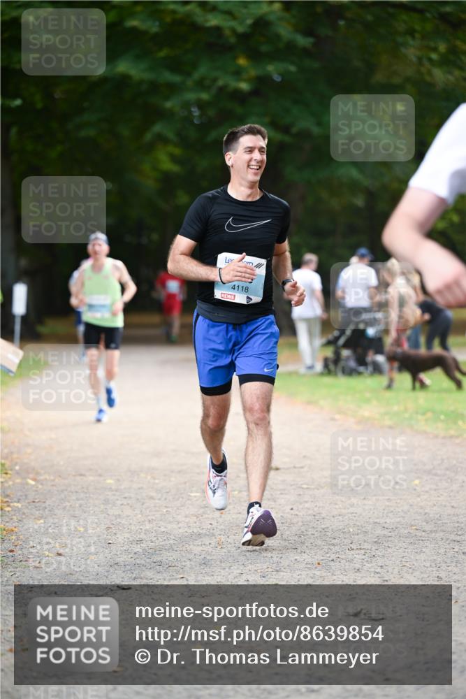 31.08.2025 - 21. Blankeneser Heldenlauf Dr. Thomas Lammeyer http://msf.ph/oto/8639854 31.08.2025 10:58:31 Laufen 4118 meine-sportfotos.de