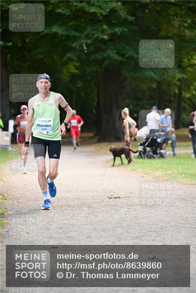 31.08.2025 - 21. Blankeneser Heldenlauf Dr. Thomas Lammeyer http://msf.ph/oto/8639860 31.08.2025 10:58:34 Laufen 4389 meine-sportfotos.de