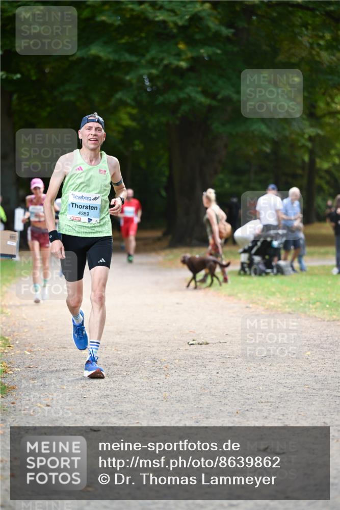 31.08.2025 - 21. Blankeneser Heldenlauf Dr. Thomas Lammeyer http://msf.ph/oto/8639862 31.08.2025 10:58:34 Laufen 4389 meine-sportfotos.de