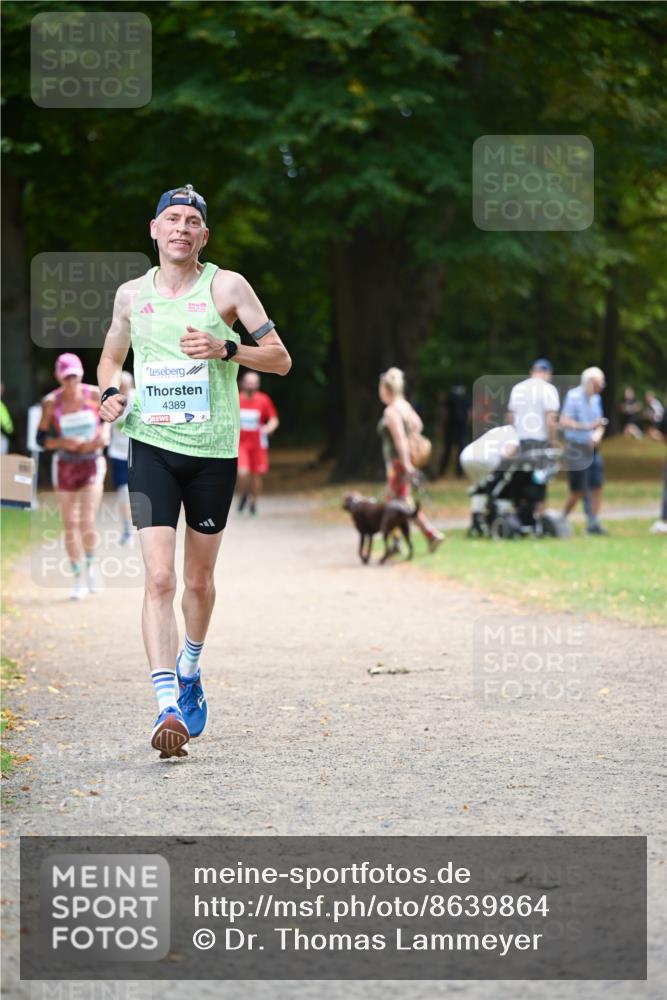 31.08.2025 - 21. Blankeneser Heldenlauf Dr. Thomas Lammeyer http://msf.ph/oto/8639864 31.08.2025 10:58:34 Laufen 4389 meine-sportfotos.de