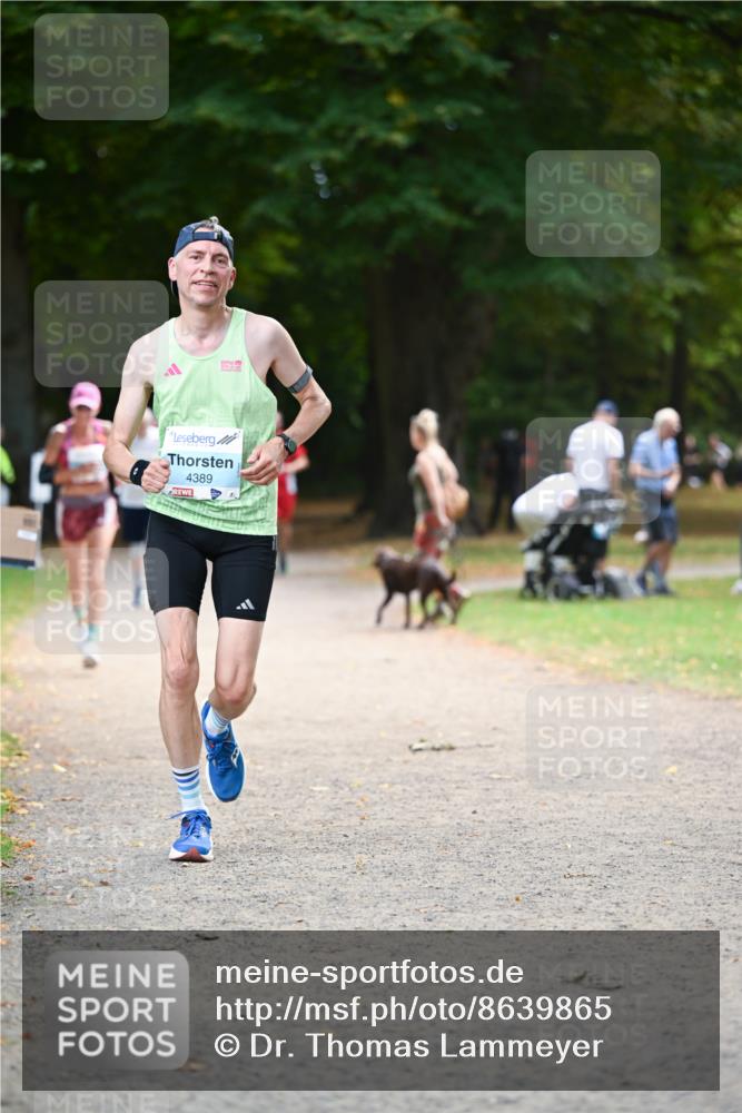 31.08.2025 - 21. Blankeneser Heldenlauf Dr. Thomas Lammeyer http://msf.ph/oto/8639865 31.08.2025 10:58:34 Laufen 4389 meine-sportfotos.de