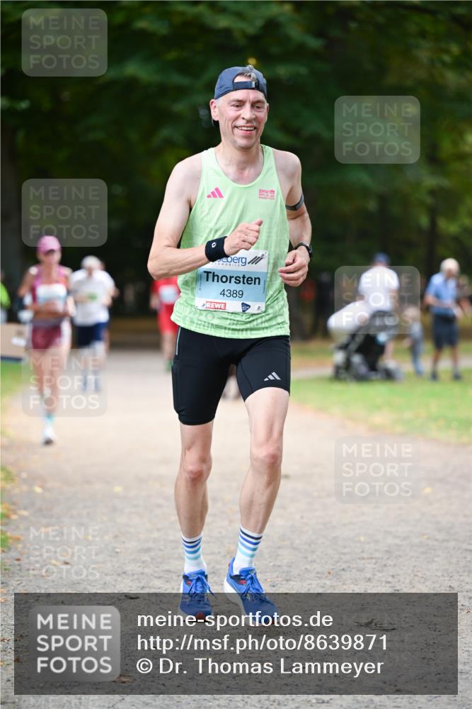 31.08.2025 - 21. Blankeneser Heldenlauf Dr. Thomas Lammeyer http://msf.ph/oto/8639871 31.08.2025 10:58:35 Laufen 4389 meine-sportfotos.de