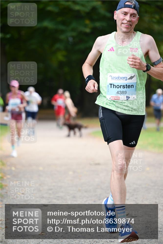 31.08.2025 - 21. Blankeneser Heldenlauf Dr. Thomas Lammeyer http://msf.ph/oto/8639874 31.08.2025 10:58:35 Laufen 4389 meine-sportfotos.de