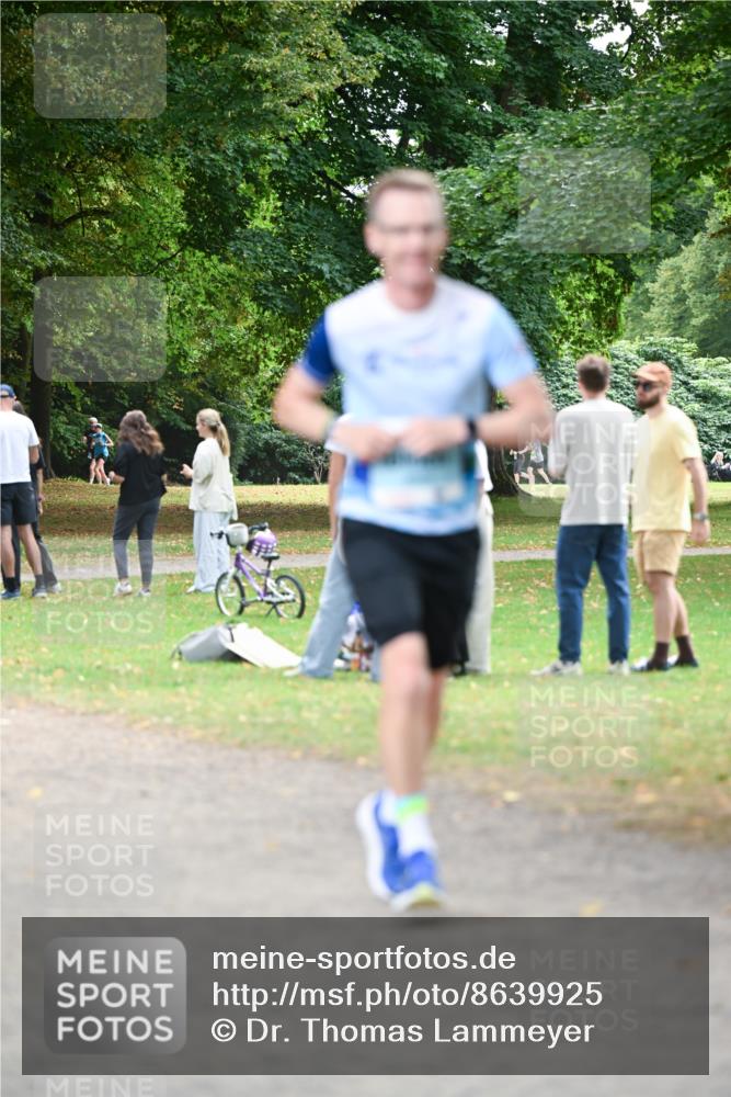 31.08.2025 - 21. Blankeneser Heldenlauf Dr. Thomas Lammeyer http://msf.ph/oto/8639925 31.08.2025 10:58:48 Laufen  meine-sportfotos.de