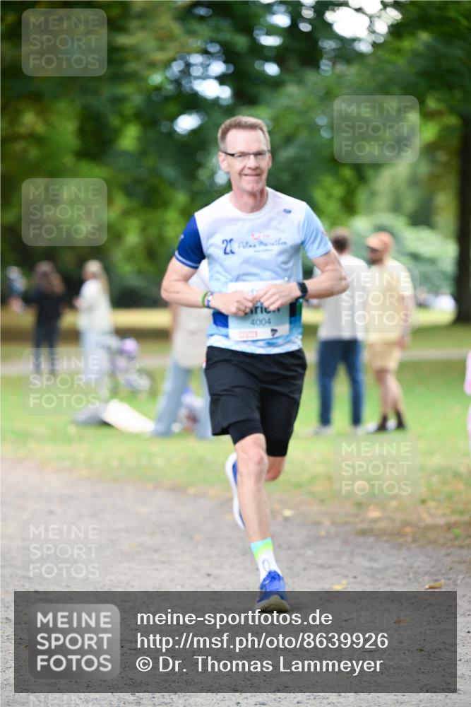 31.08.2025 - 21. Blankeneser Heldenlauf Dr. Thomas Lammeyer http://msf.ph/oto/8639926 31.08.2025 10:58:48 Laufen 4004 meine-sportfotos.de
