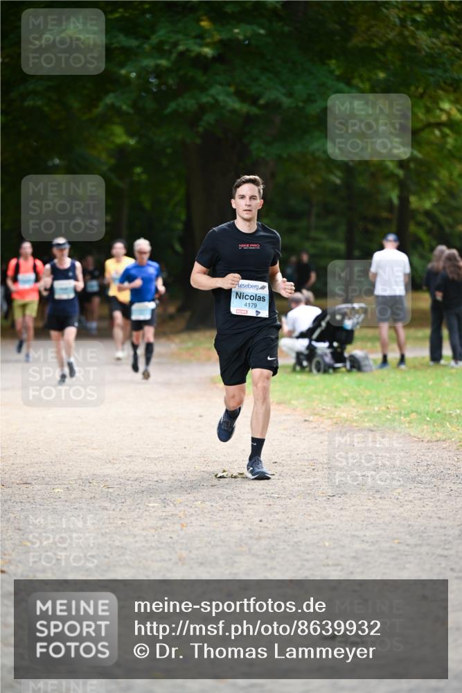 31.08.2025 - 21. Blankeneser Heldenlauf Dr. Thomas Lammeyer http://msf.ph/oto/8639932 31.08.2025 10:58:51 Laufen 4179 meine-sportfotos.de
