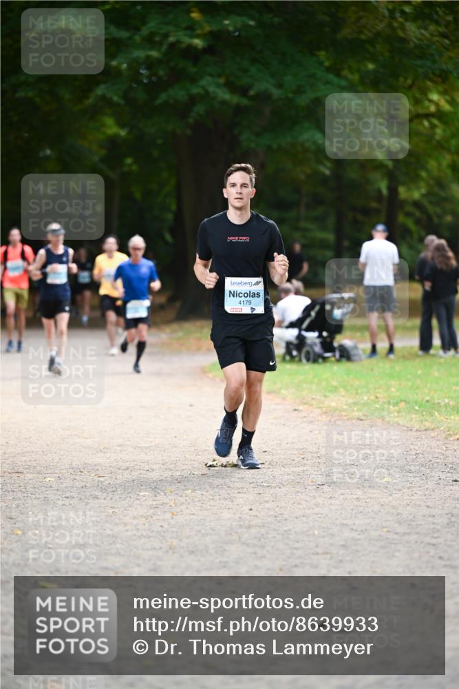 31.08.2025 - 21. Blankeneser Heldenlauf Dr. Thomas Lammeyer http://msf.ph/oto/8639933 31.08.2025 10:58:51 Laufen 4179 meine-sportfotos.de