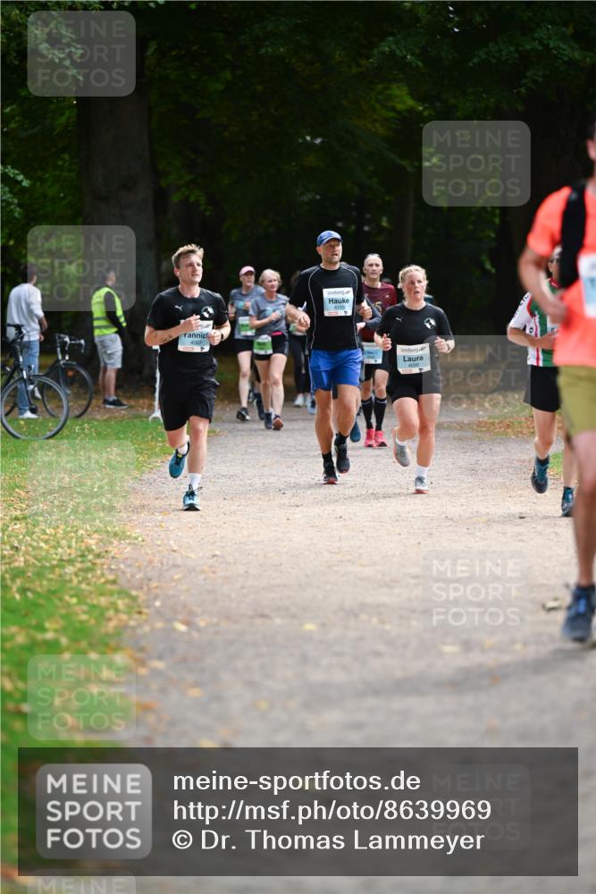 31.08.2025 - 21. Blankeneser Heldenlauf Dr. Thomas Lammeyer http://msf.ph/oto/8639969 31.08.2025 10:58:59 Laufen 4067, 4103, 4090 meine-sportfotos.de