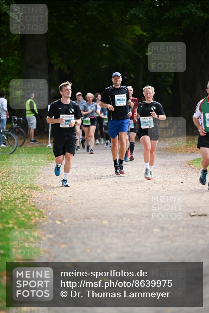 31.08.2025 - 21. Blankeneser Heldenlauf Dr. Thomas Lammeyer http://msf.ph/oto/8639975 31.08.2025 10:59:00 Laufen 4067, 4103, 4090 meine-sportfotos.de