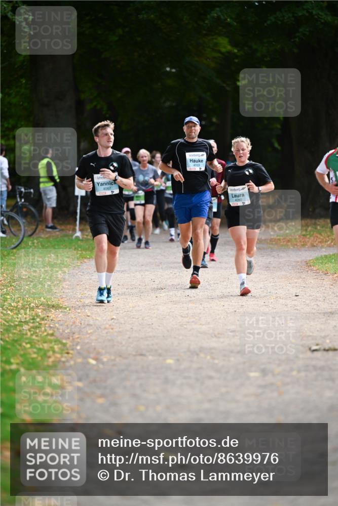 31.08.2025 - 21. Blankeneser Heldenlauf Dr. Thomas Lammeyer http://msf.ph/oto/8639976 31.08.2025 10:59:00 Laufen 4067, 4103, 4090 meine-sportfotos.de