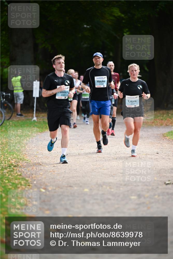 31.08.2025 - 21. Blankeneser Heldenlauf Dr. Thomas Lammeyer http://msf.ph/oto/8639978 31.08.2025 10:59:01 Laufen 4067, 4103, 4090 meine-sportfotos.de