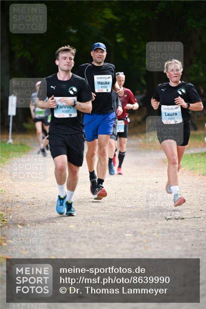 31.08.2025 - 21. Blankeneser Heldenlauf Dr. Thomas Lammeyer http://msf.ph/oto/8639990 31.08.2025 10:59:02 Laufen 4067, 4103, 4090 meine-sportfotos.de