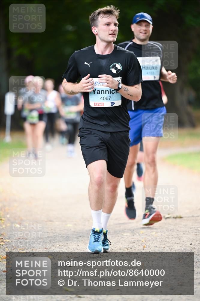 31.08.2025 - 21. Blankeneser Heldenlauf Dr. Thomas Lammeyer http://msf.ph/oto/8640000 31.08.2025 10:59:04 Laufen 4067, 42 meine-sportfotos.de