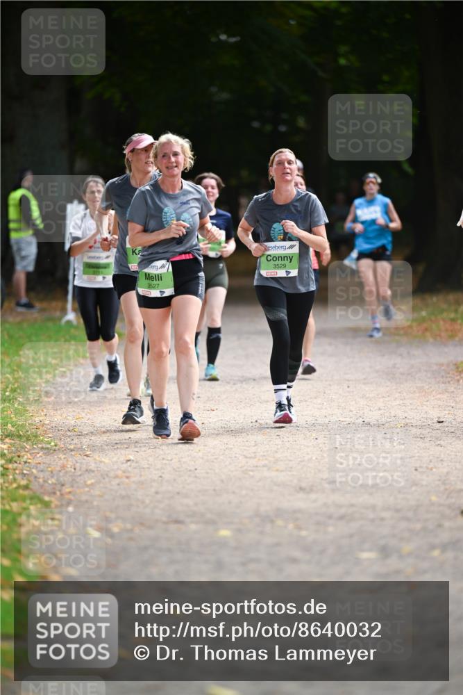 31.08.2025 - 21. Blankeneser Heldenlauf Dr. Thomas Lammeyer http://msf.ph/oto/8640032 31.08.2025 10:59:08 Laufen 3527, 3529 meine-sportfotos.de