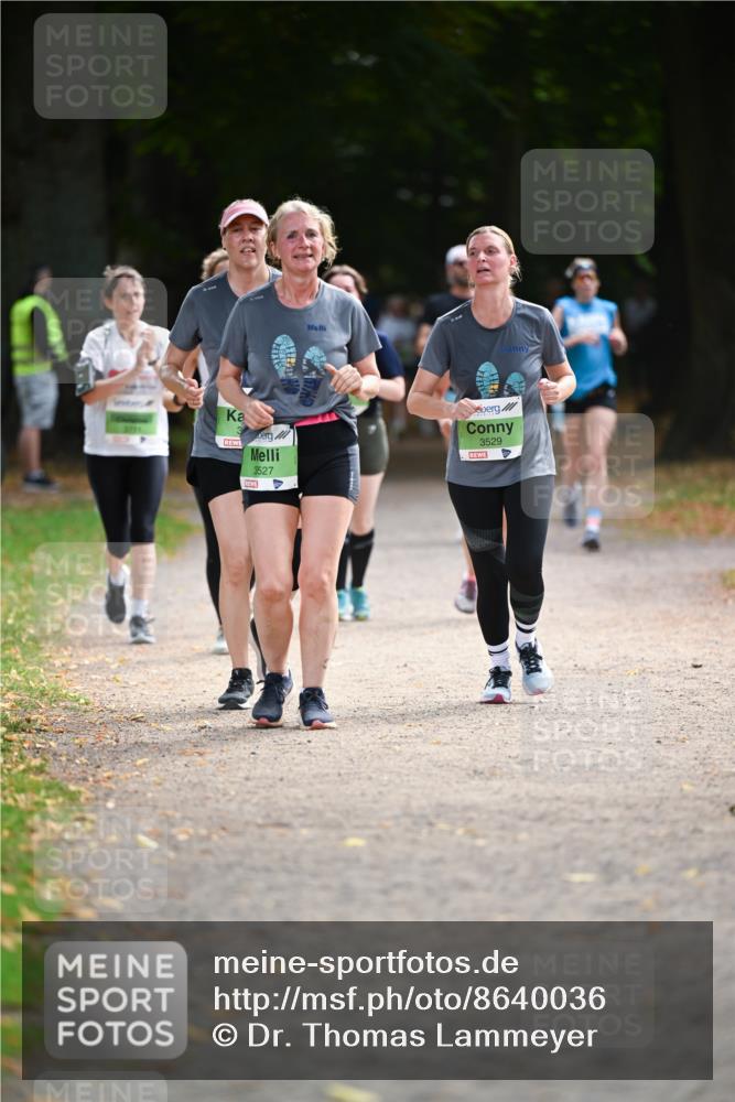 31.08.2025 - 21. Blankeneser Heldenlauf Dr. Thomas Lammeyer http://msf.ph/oto/8640036 31.08.2025 10:59:09 Laufen 3527, 3529 meine-sportfotos.de