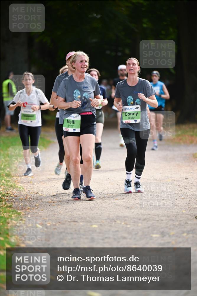31.08.2025 - 21. Blankeneser Heldenlauf Dr. Thomas Lammeyer http://msf.ph/oto/8640039 31.08.2025 10:59:09 Laufen 3527, 3529 meine-sportfotos.de
