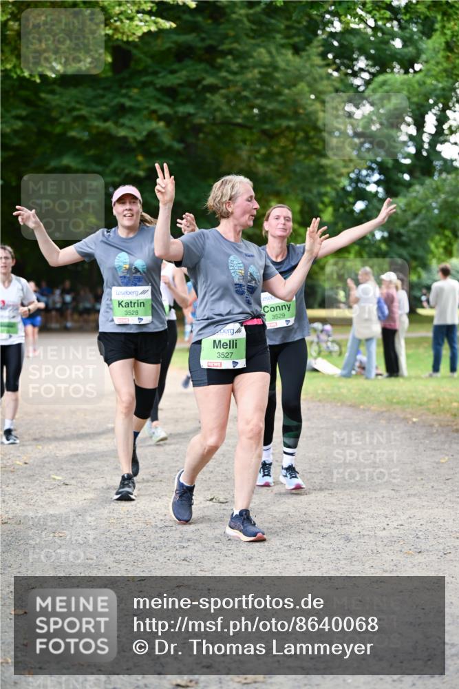 31.08.2025 - 21. Blankeneser Heldenlauf Dr. Thomas Lammeyer http://msf.ph/oto/8640068 31.08.2025 10:59:15 Laufen 3528, 3527, 3529 meine-sportfotos.de
