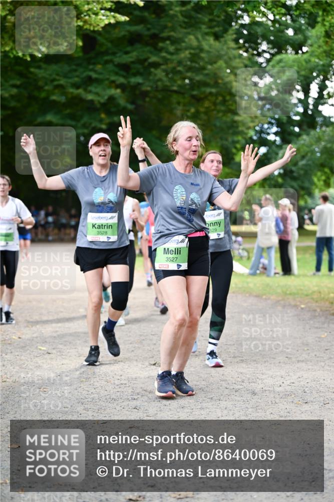 31.08.2025 - 21. Blankeneser Heldenlauf Dr. Thomas Lammeyer http://msf.ph/oto/8640069 31.08.2025 10:59:15 Laufen 3528, 3527, 529 meine-sportfotos.de