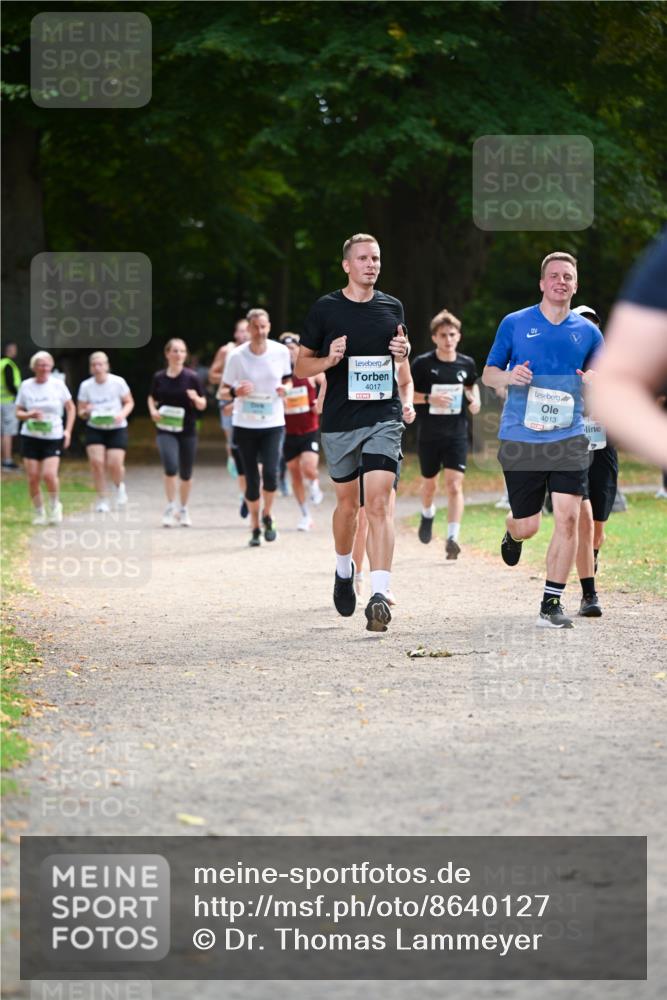 31.08.2025 - 21. Blankeneser Heldenlauf Dr. Thomas Lammeyer http://msf.ph/oto/8640127 31.08.2025 10:59:26 Laufen 4017, 4013 meine-sportfotos.de