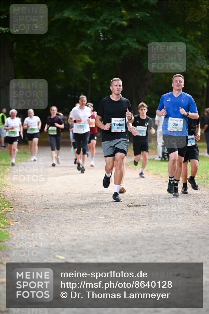 31.08.2025 - 21. Blankeneser Heldenlauf Dr. Thomas Lammeyer http://msf.ph/oto/8640128 31.08.2025 10:59:26 Laufen 4013, 4017, 13 meine-sportfotos.de