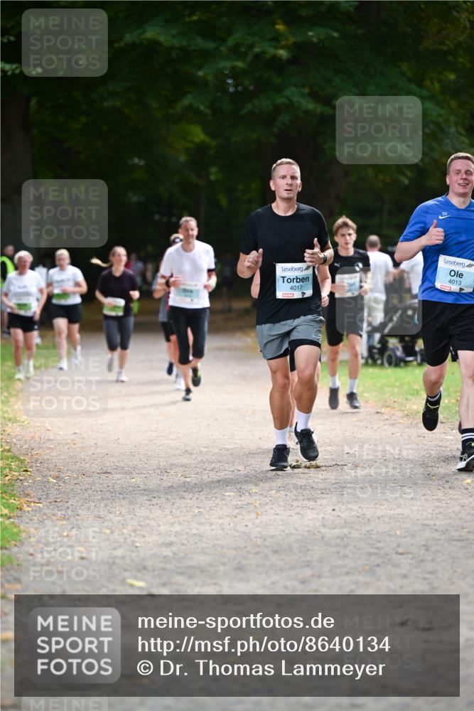 31.08.2025 - 21. Blankeneser Heldenlauf Dr. Thomas Lammeyer http://msf.ph/oto/8640134 31.08.2025 10:59:26 Laufen 4013, 4017 meine-sportfotos.de