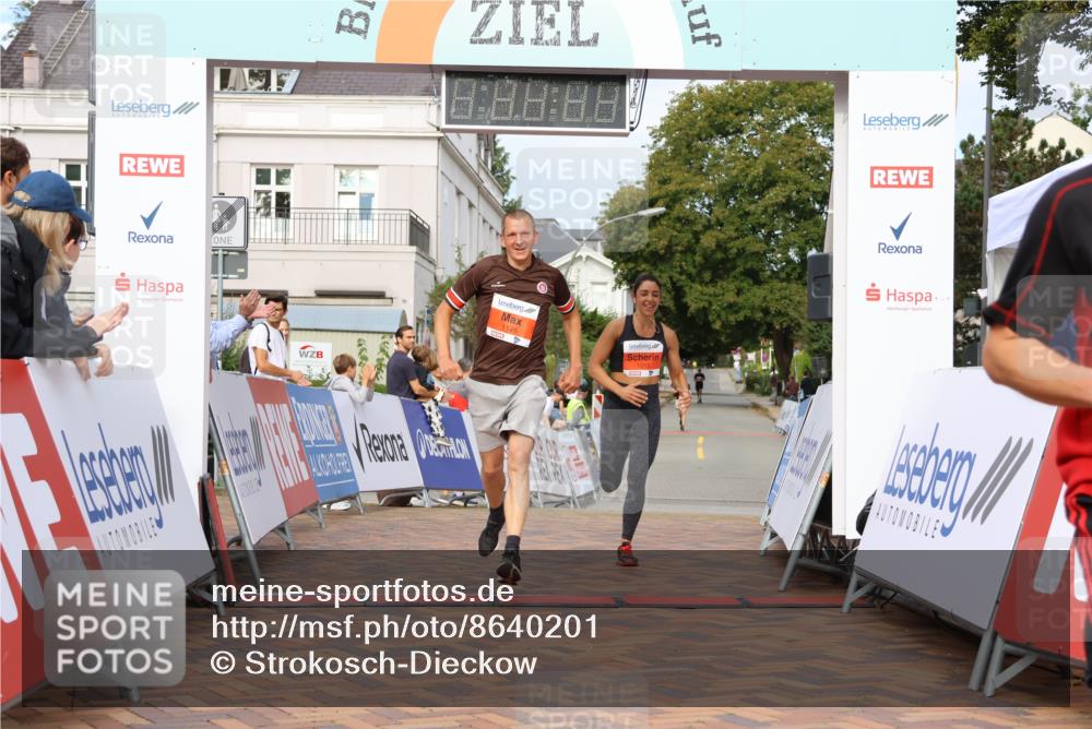 31.08.2025 - 21. Blankeneser Heldenlauf Strokosch-Dieckow http://msf.ph/oto/8640201 31.08.2025 09:45:17 Ziel 1015, 1026, 1146 meine-sportfotos.de
