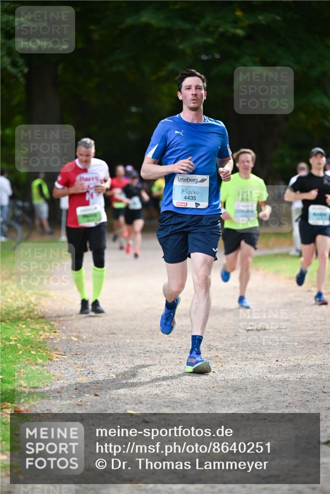 31.08.2025 - 21. Blankeneser Heldenlauf Dr. Thomas Lammeyer http://msf.ph/oto/8640251 31.08.2025 10:59:46 Laufen 4435 meine-sportfotos.de