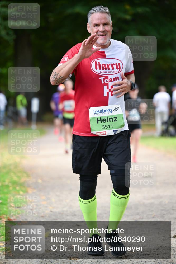 31.08.2025 - 21. Blankeneser Heldenlauf Dr. Thomas Lammeyer http://msf.ph/oto/8640290 31.08.2025 10:59:50 Laufen 1688, 3511 meine-sportfotos.de