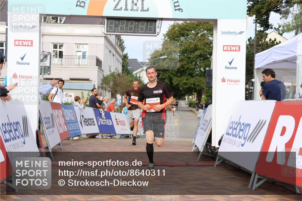 31.08.2025 - 21. Blankeneser Heldenlauf Strokosch-Dieckow http://msf.ph/oto/8640311 31.08.2025 09:45:15 Ziel 1015, 1026, 1146 meine-sportfotos.de