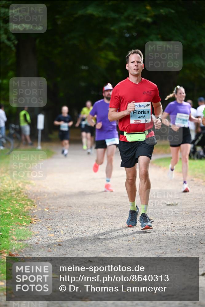 31.08.2025 - 21. Blankeneser Heldenlauf Dr. Thomas Lammeyer http://msf.ph/oto/8640313 31.08.2025 10:59:54 Laufen 4286 meine-sportfotos.de