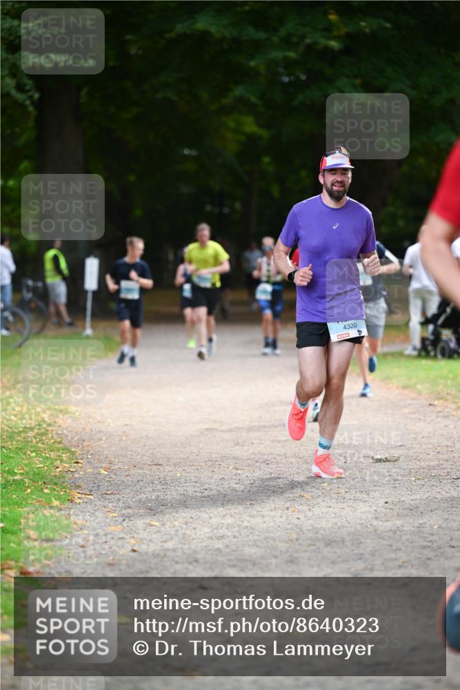31.08.2025 - 21. Blankeneser Heldenlauf Dr. Thomas Lammeyer http://msf.ph/oto/8640323 31.08.2025 10:59:55 Laufen 4320 meine-sportfotos.de