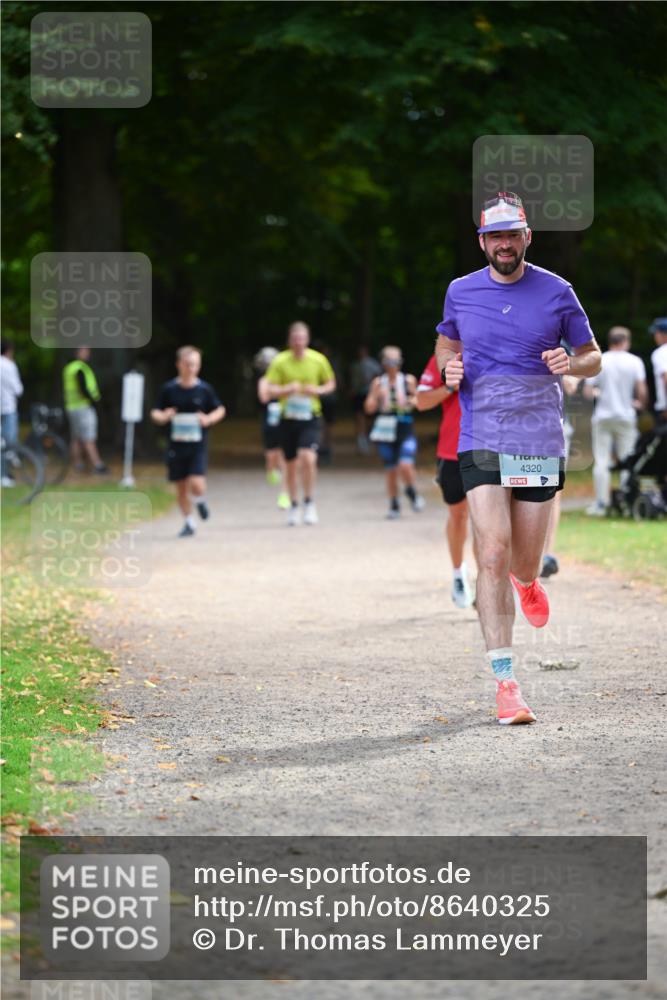 31.08.2025 - 21. Blankeneser Heldenlauf Dr. Thomas Lammeyer http://msf.ph/oto/8640325 31.08.2025 10:59:55 Laufen 4320 meine-sportfotos.de