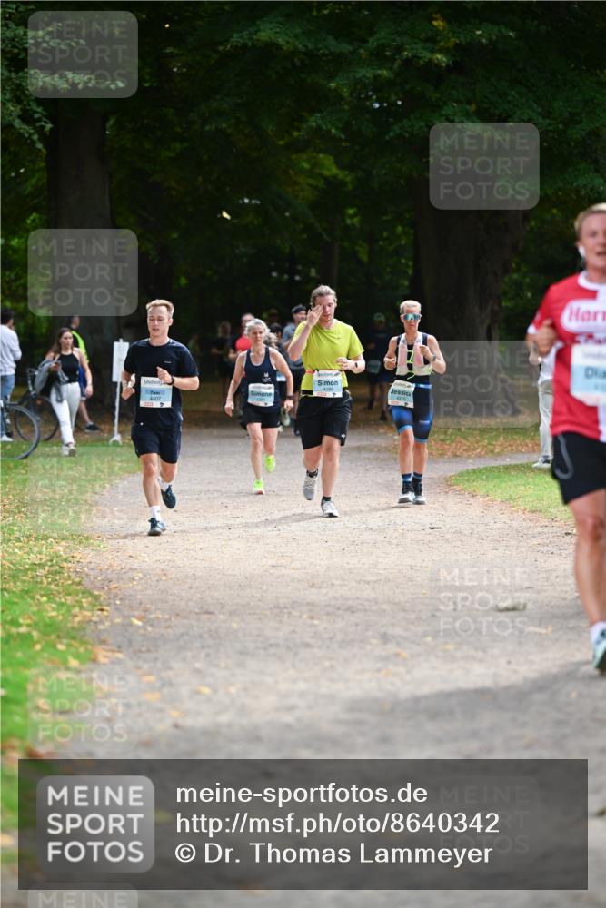 31.08.2025 - 21. Blankeneser Heldenlauf Dr. Thomas Lammeyer http://msf.ph/oto/8640342 31.08.2025 10:59:58 Laufen 4407, 4180 meine-sportfotos.de