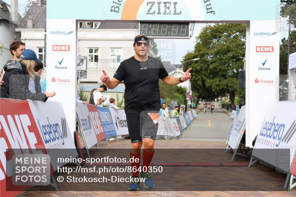 31.08.2025 - 21. Blankeneser Heldenlauf Strokosch-Dieckow http://msf.ph/oto/8640350 31.08.2025 09:45:00 Ziel 1025, 1096 meine-sportfotos.de