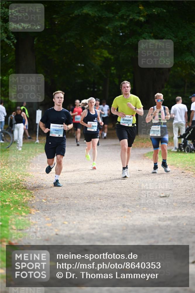 31.08.2025 - 21. Blankeneser Heldenlauf Dr. Thomas Lammeyer http://msf.ph/oto/8640353 31.08.2025 11:00:00 Laufen 4407, 4180, 4310 meine-sportfotos.de