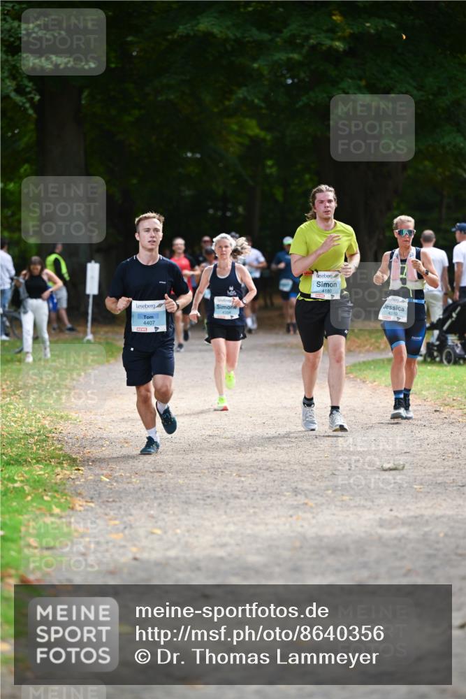 31.08.2025 - 21. Blankeneser Heldenlauf Dr. Thomas Lammeyer http://msf.ph/oto/8640356 31.08.2025 11:00:00 Laufen 4407, 4180, 4310 meine-sportfotos.de