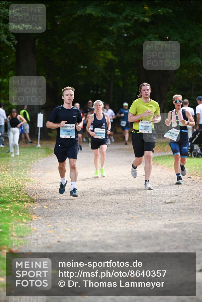 31.08.2025 - 21. Blankeneser Heldenlauf Dr. Thomas Lammeyer http://msf.ph/oto/8640357 31.08.2025 11:00:00 Laufen 4407, 4354, 4180, 4310 meine-sportfotos.de