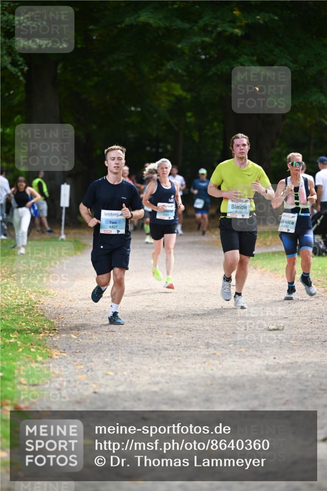 31.08.2025 - 21. Blankeneser Heldenlauf Dr. Thomas Lammeyer http://msf.ph/oto/8640360 31.08.2025 11:00:00 Laufen 4407, 4180, 4310 meine-sportfotos.de