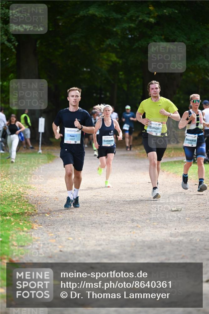 31.08.2025 - 21. Blankeneser Heldenlauf Dr. Thomas Lammeyer http://msf.ph/oto/8640361 31.08.2025 11:00:00 Laufen 4407, 4354, 4180, 4310 meine-sportfotos.de