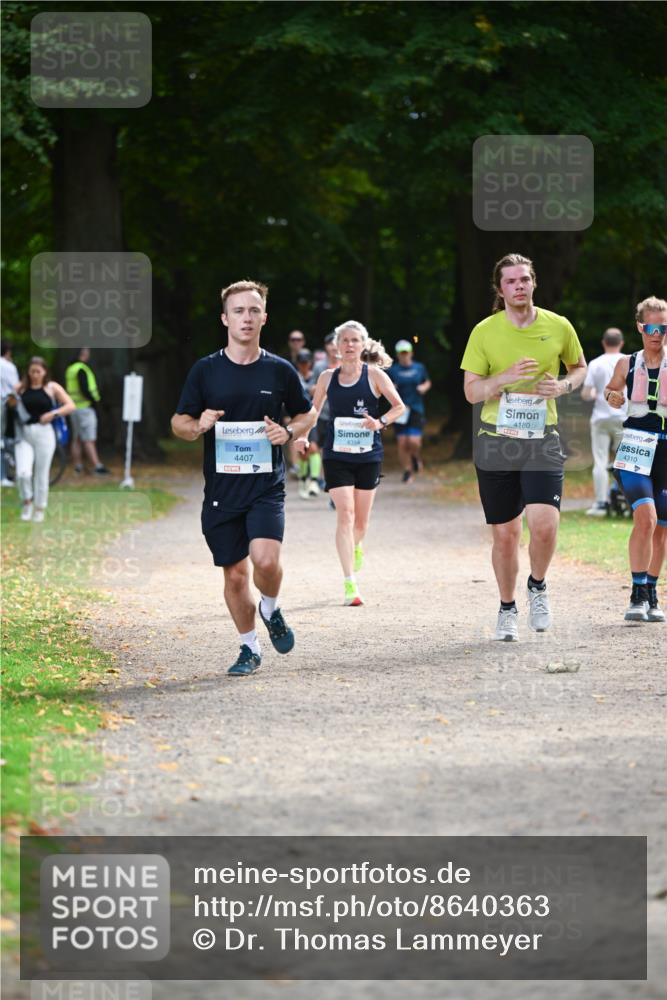 31.08.2025 - 21. Blankeneser Heldenlauf Dr. Thomas Lammeyer http://msf.ph/oto/8640363 31.08.2025 11:00:01 Laufen 4407, 4354, 4180, 4310, 9 meine-sportfotos.de