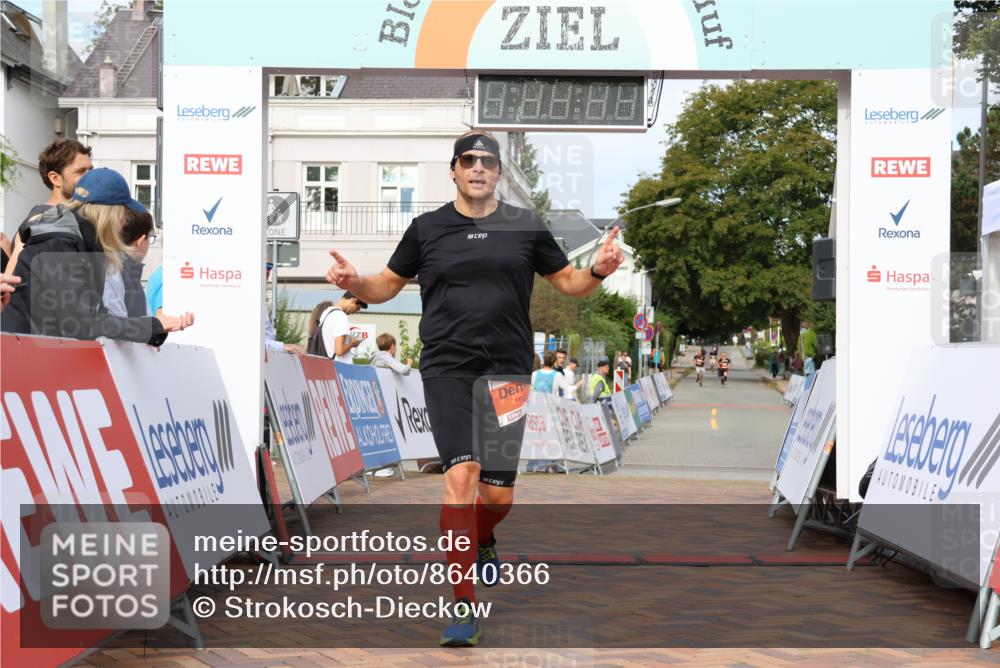 31.08.2025 - 21. Blankeneser Heldenlauf Strokosch-Dieckow http://msf.ph/oto/8640366 31.08.2025 09:44:59 Ziel 1025, 1096 meine-sportfotos.de