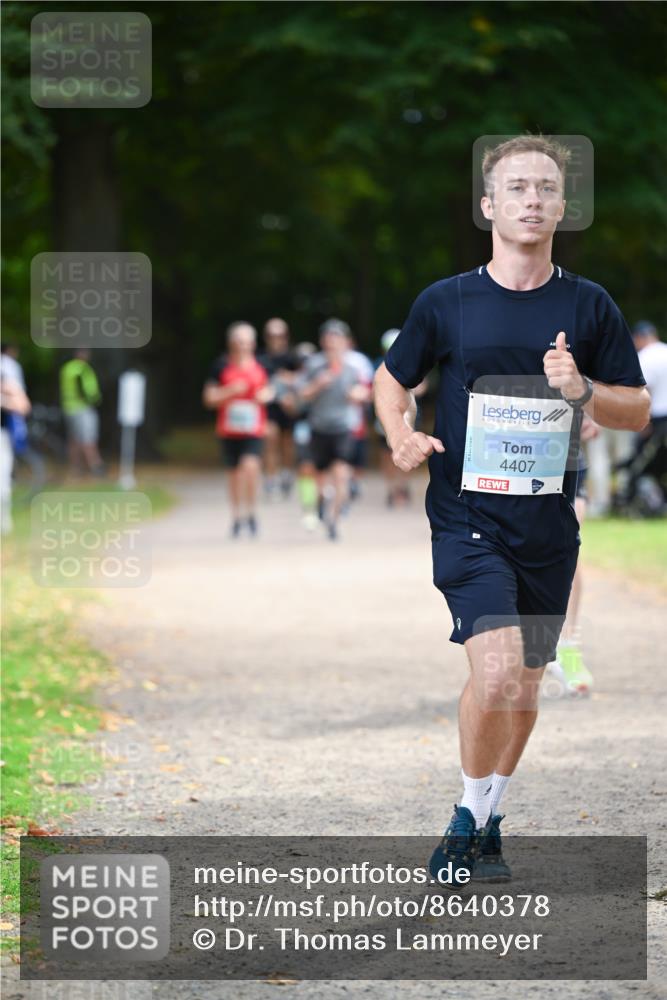 31.08.2025 - 21. Blankeneser Heldenlauf Dr. Thomas Lammeyer http://msf.ph/oto/8640378 31.08.2025 11:00:03 Laufen 4407 meine-sportfotos.de