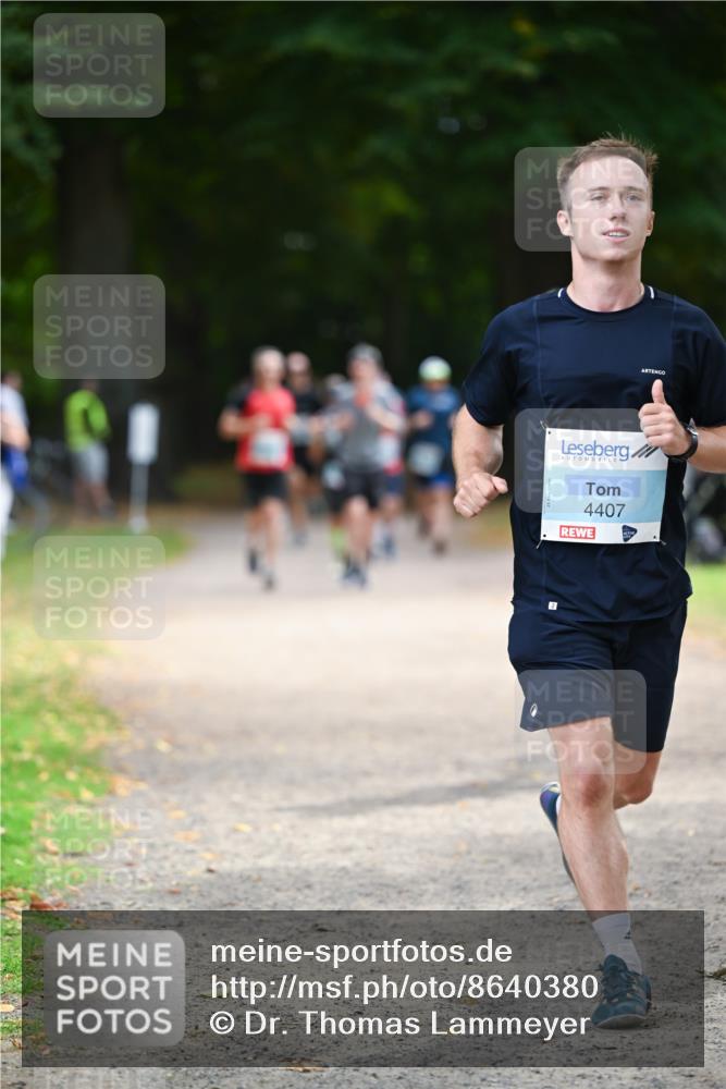 31.08.2025 - 21. Blankeneser Heldenlauf Dr. Thomas Lammeyer http://msf.ph/oto/8640380 31.08.2025 11:00:03 Laufen 4407 meine-sportfotos.de