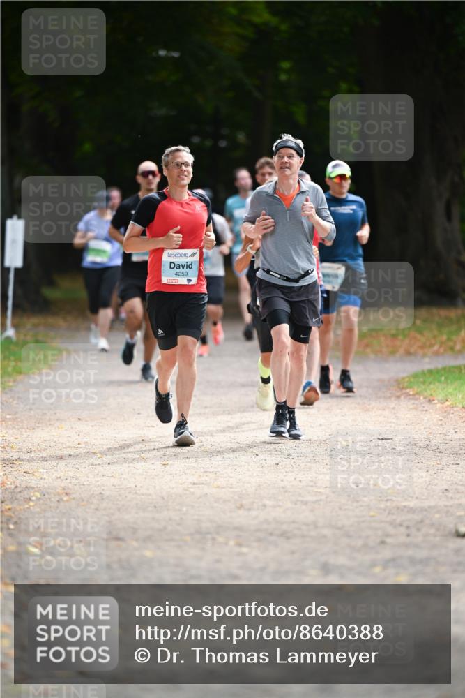 31.08.2025 - 21. Blankeneser Heldenlauf Dr. Thomas Lammeyer http://msf.ph/oto/8640388 31.08.2025 11:00:05 Laufen 4259 meine-sportfotos.de