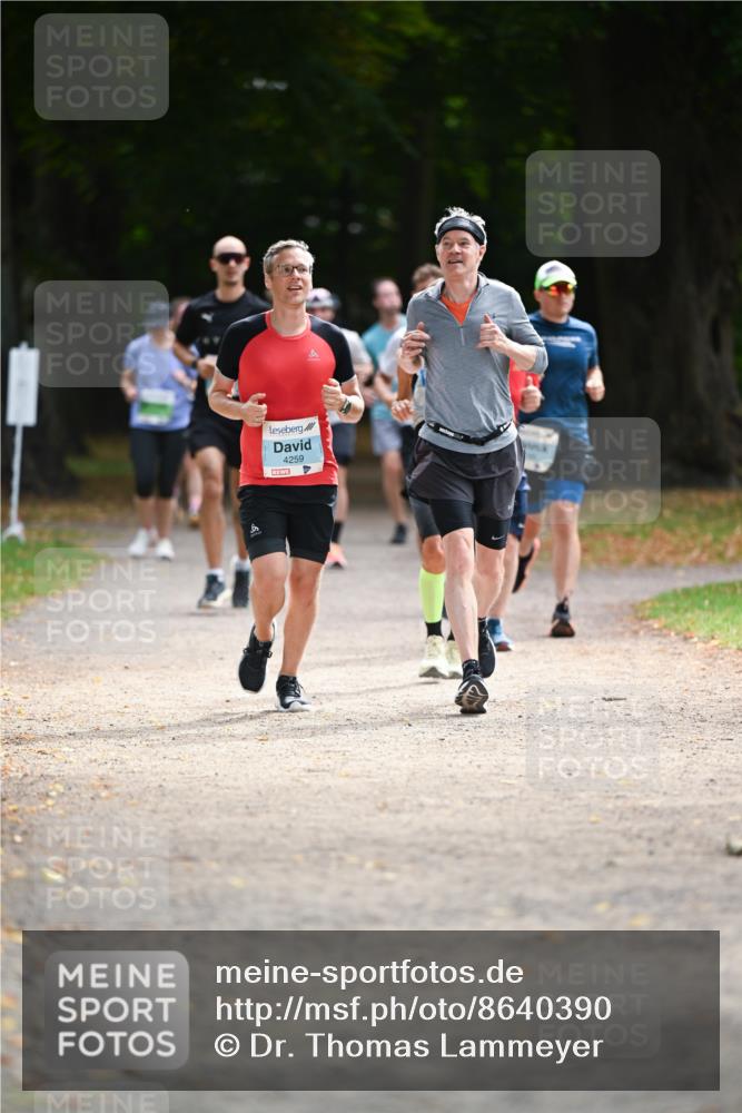 31.08.2025 - 21. Blankeneser Heldenlauf Dr. Thomas Lammeyer http://msf.ph/oto/8640390 31.08.2025 11:00:05 Laufen 4259, 6 meine-sportfotos.de