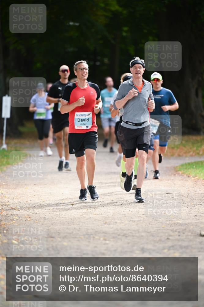 31.08.2025 - 21. Blankeneser Heldenlauf Dr. Thomas Lammeyer http://msf.ph/oto/8640394 31.08.2025 11:00:06 Laufen 4259 meine-sportfotos.de