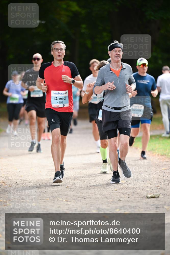31.08.2025 - 21. Blankeneser Heldenlauf Dr. Thomas Lammeyer http://msf.ph/oto/8640400 31.08.2025 11:00:07 Laufen 4259 meine-sportfotos.de